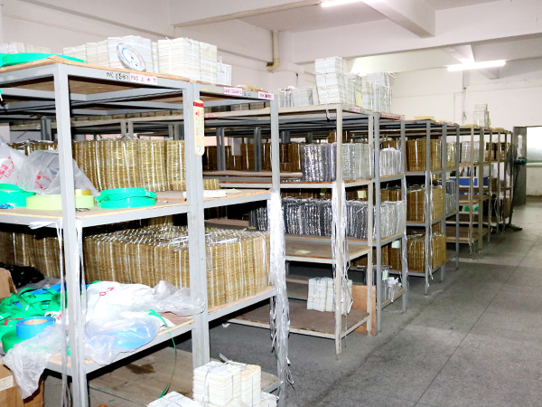 扣充电池半成品仓库