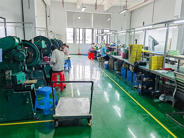 镍氢电池封装车间